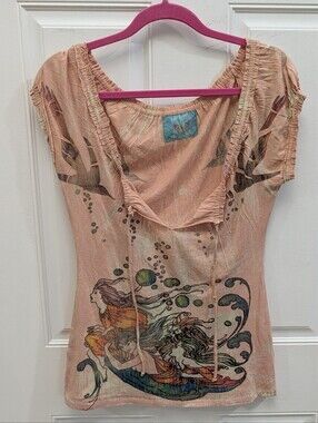 Vintage Y2K Butterfly Dropout Graphic Top